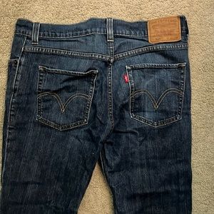 Levi mens jeans. Size 34X32
